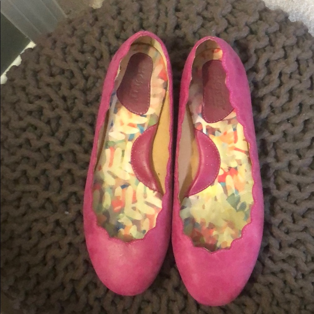 Born pink flat shoes